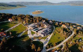Grande Vista Resort & Spa  5*